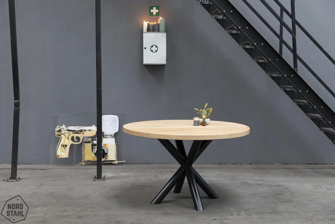 Ronde eettafel in huis: gezellig, praktisch en stijlvol