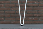 Detail van Nordstahl Hairpin salonpoot wit