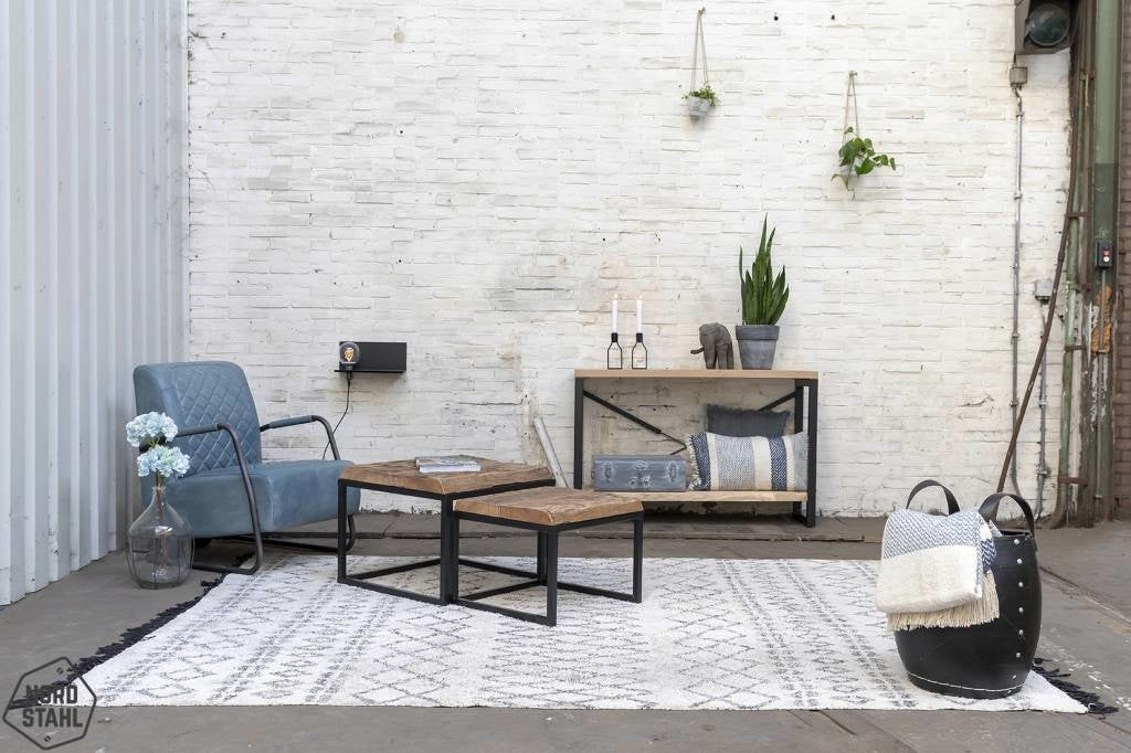 Nordstahl Square frames leg in modern interieur