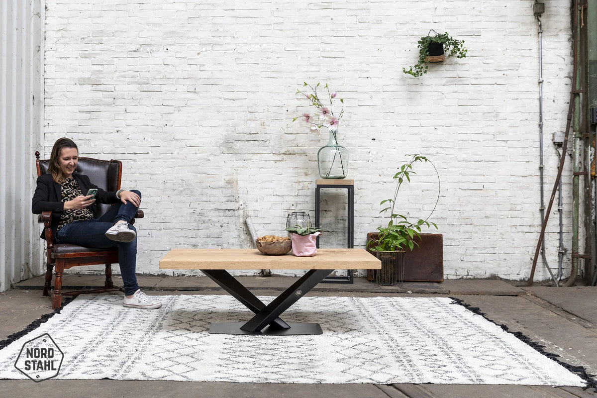 Nordstahl Twisted V coffee leg tafelpoten in modern interieur